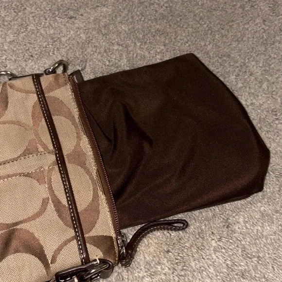 Coach Brown and Cream Crossbody Bag - Picture 9 of 11